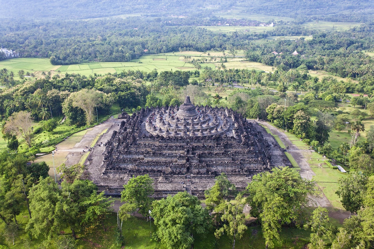 CANDI BOROBUDUR